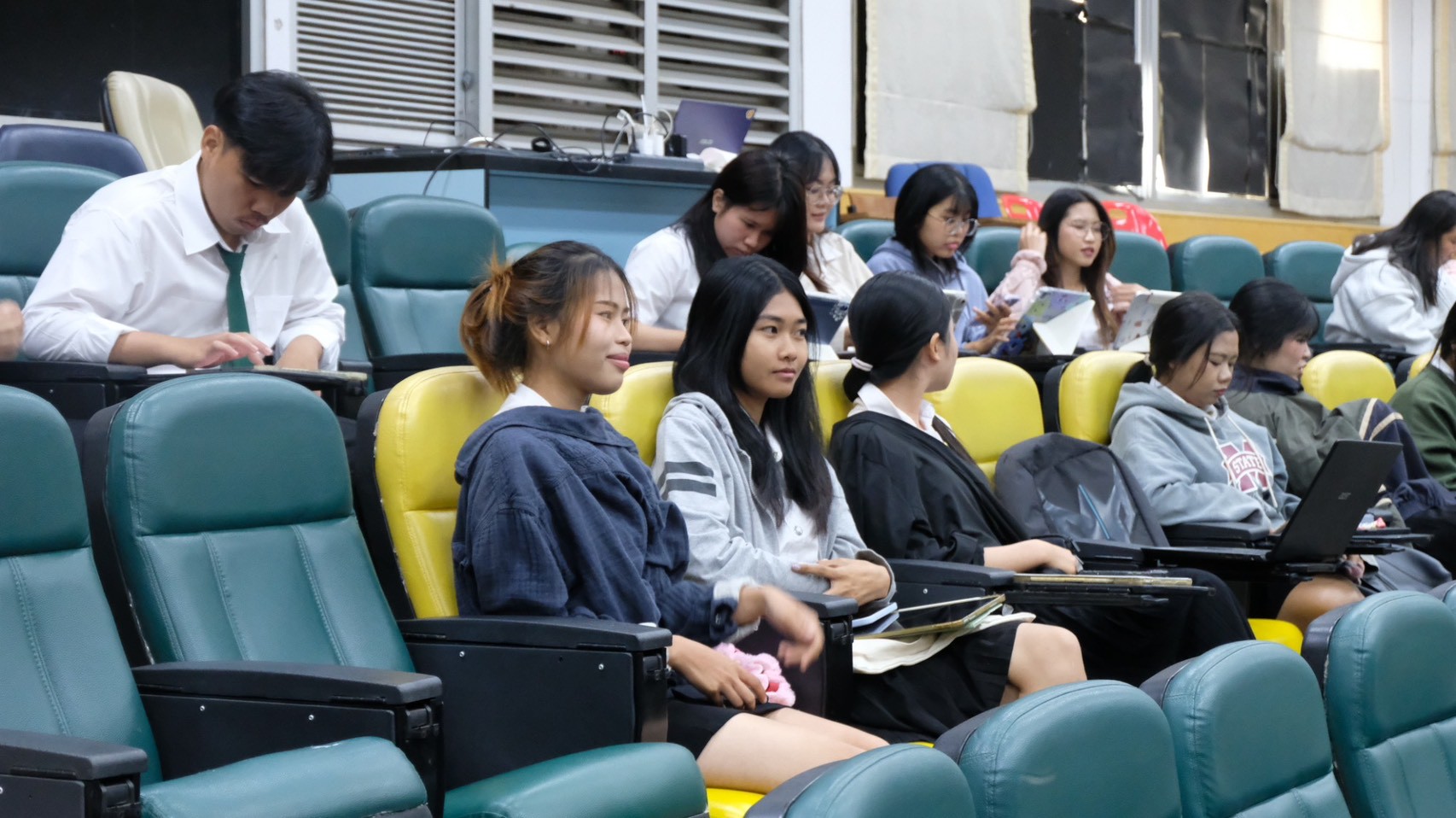 รูปกิจกรรมเพิ่มเติม